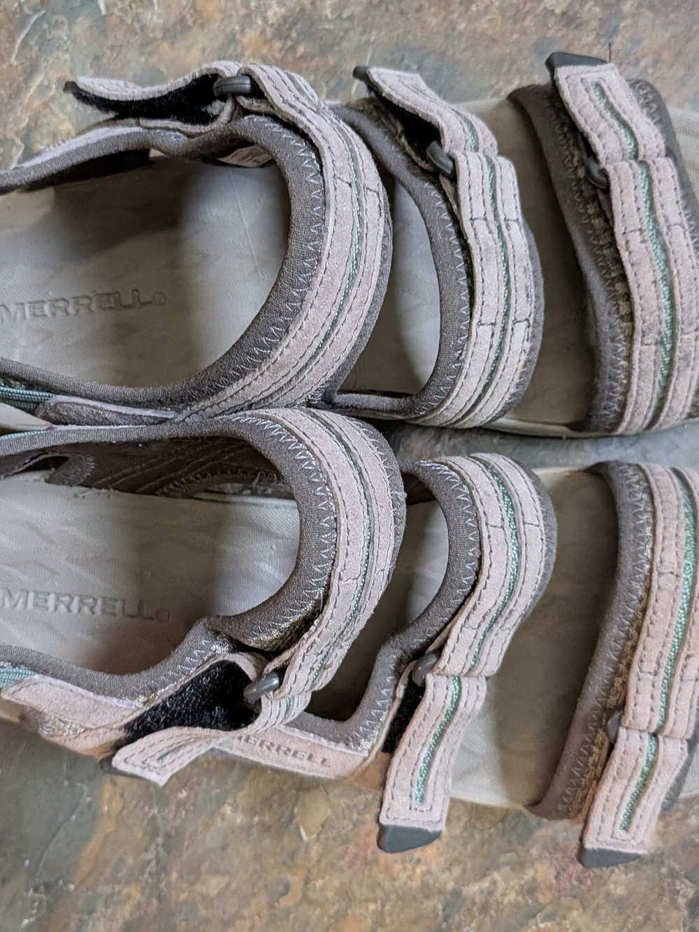 Merrell Women's Suede Outdoor Sandals In Gray, Hook And Loop Closure, Size 8 - Picture 3 of 5
